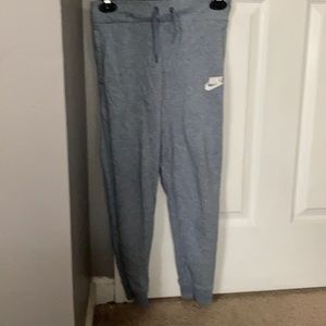 grey nike joggers
